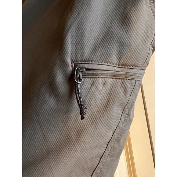 Wrangler's Performance Relaxed Fit Men's Shorts- Dark Gray -Size 46 - Picture 9 of 11